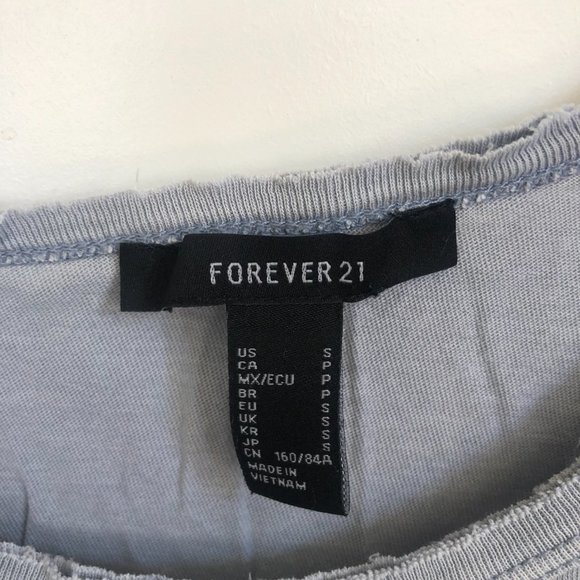 Light blue crop top - Picture 2 of 4